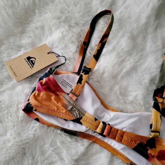 👒QUICKSILVER BRAND NEW CONTOURED CROP BIKINI TOP SIZE XS - Picture 10 of 10